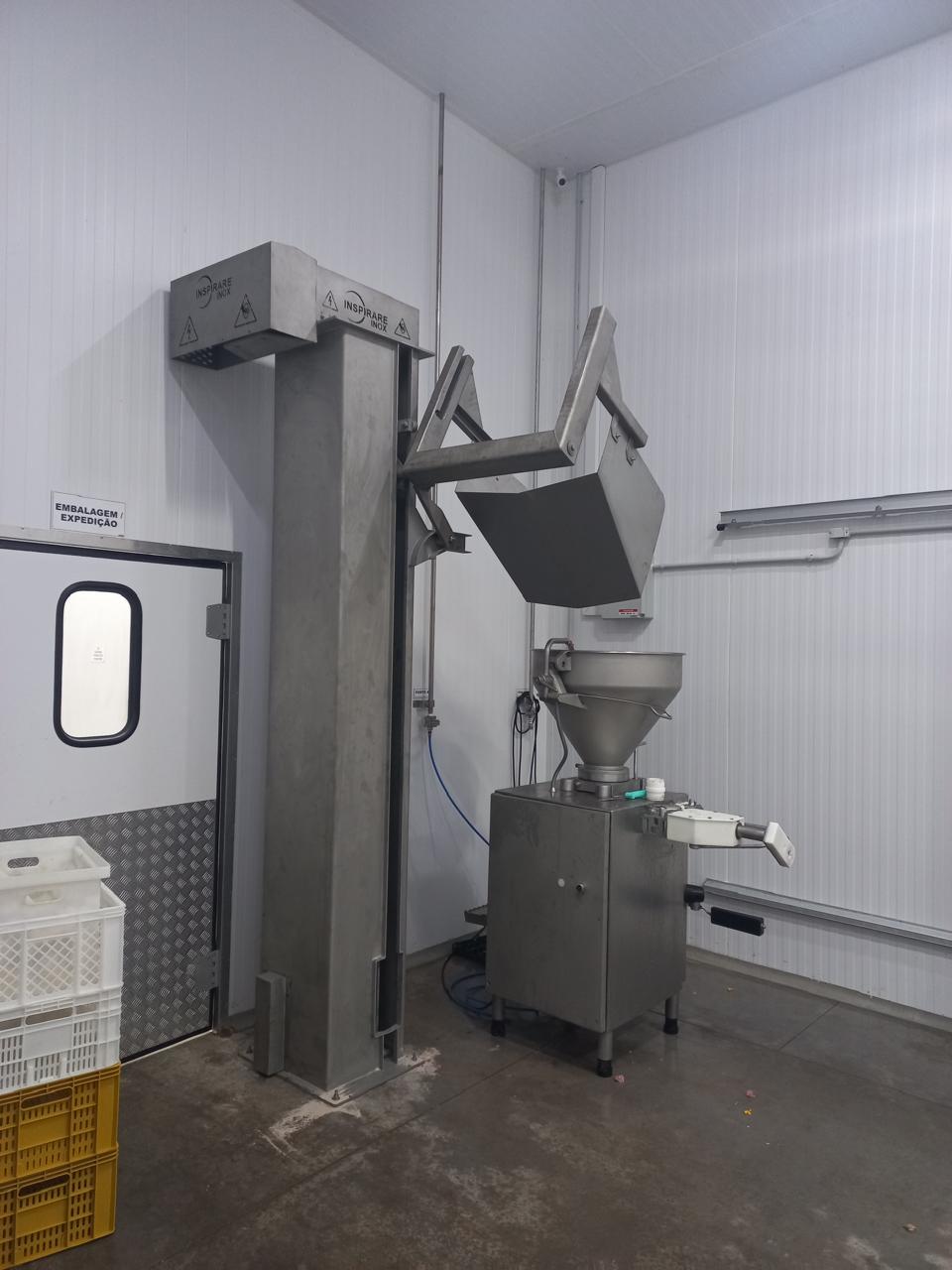 Elevador Para Indústria De Processamento De Carnes??